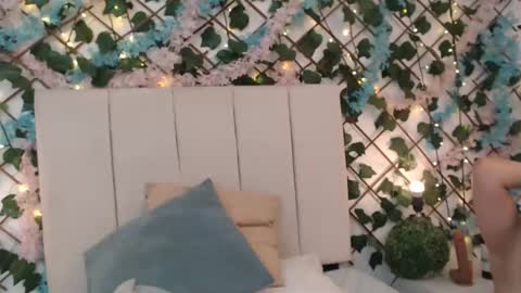 SCARLET online show from November 2025 11:43:02 PM