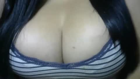 Snapshot of schoco_milf chatting on May 2026 11:17:01 AM mai latina online show from May 2026 11:17:01 AM
