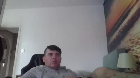 Snapshot of schosch01 chatting on May 2026 06:52:01 AM schosch01 online show from May 2026 06:52:01 AM