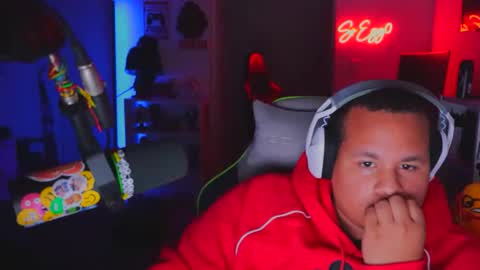 Snapshot of scorpion_boo chatting on November 2025 05:40:02 AM scorpion online show from November 2025 05:40:02 AM