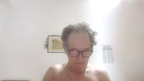 Snapshot of scotchwhieskie chatting on July 2026 02:19:01 PM scotchwhieskie online show from July 2026 02:19:01 PM