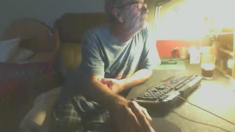 scotsman_62 online show from May 2026 05:15:02 AM