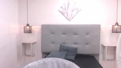 Snapshot of scottdamar chatting on September 2025 11:38:02 PM Damar online show from September 2025 11:38:02 PM