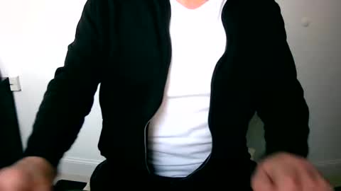 Snapshot of scotti30 chatting on January 2025 09:27:01 AM Scott online show from January 2025 09:27:01 AM