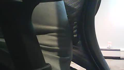 scottie813 online show from October 2025 12:30:01 PM