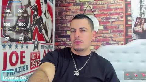 Snapshot of scotty_music chatting on September 2025 11:18:02 PM Ricardo online show from September 2025 11:18:02 PM