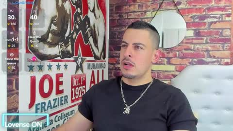 Snapshot of scotty_music chatting on September 2025 10:47:01 PM Ricardo online show from September 2025 10:47:01 PM