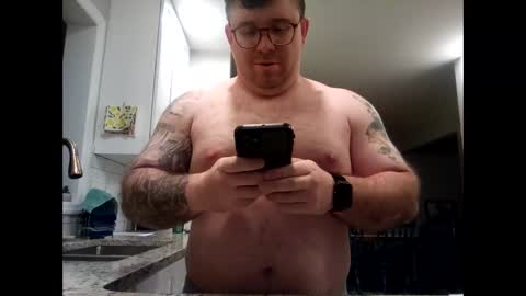 Snapshot of scottyknows101 chatting on April 2026 10:28:01 AM scottyknows101 online show from April 2026 10:28:01 AM