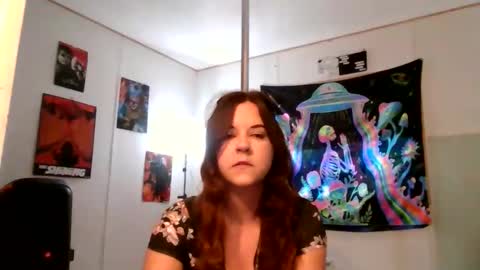 Snapshot of screamqueenp chatting on May 2026 04:10:02 AM PennyWise online show from May 2026 04:10:02 AM