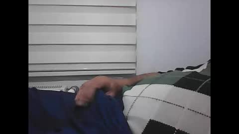 Snapshot of screw2 chatting on February 2026 07:59:02 PM Evren online show from February 2026 07:59:02 PM