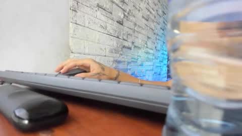 sebas jusa online show from May 2026 01:19:01 PM