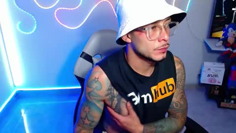 Sebastian online show from October 2025 08:11:02 AM