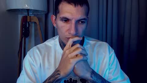 Sebastian online show from October 2025 01:18:01 PM