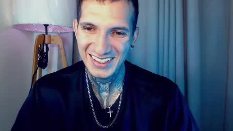 Sebastian online show from November 2025 01:55:01 PM