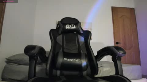 Snapshot of sebastianortizm chatting on May 2026 02:29:01 AM Lucian Sinclair online show from May 2026 02:29:01 AM