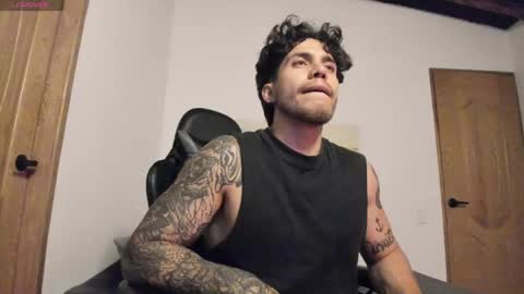 Snapshot of sebastianortizm chatting on May 2026 03:15:01 AM Lucian Sinclair online show from May 2026 03:15:01 AM