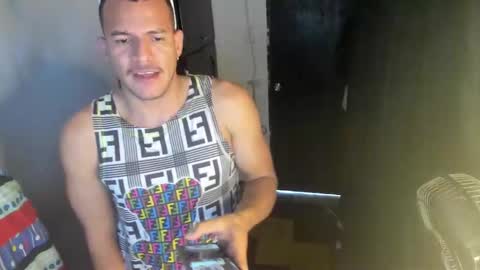 Snapshot of sebastianp13 chatting on December 2024 07:01:02 PM sebatian palacios online show from December 2024 07:01:02 PM