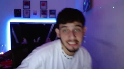 Sebas online show from November 2025 10:09:01 PM