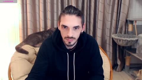 Snapshot of secret_sir chatting on December 2024 11:59:01 PM Dean Carter online show from December 2024 11:59:01 PM