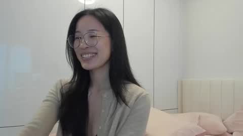 Snapshot of secretgirlfriendxo chatting on October 2025 12:36:01 AM Angela online show from October 2025 12:36:01 AM