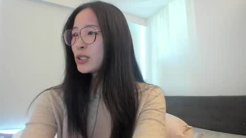 Angela online show from May 2026 12:30:02 AM