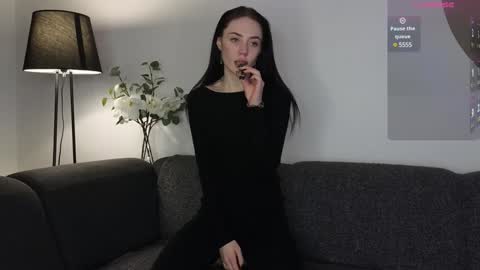 Snapshot of seduced_by_sara chatting on January 2025 08:43:01 PM Sara online show from January 2025 08:43:01 PM