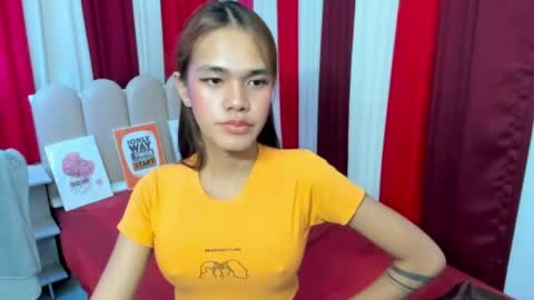 Snapshot of seductive_aliyah chatting on April 2026 06:49:02 AM aliyah online show from April 2026 06:49:02 AM