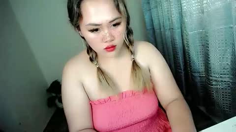 Snapshot of seductive_elvz chatting on October 2025 03:19:02 PM seductive_elvz online show from October 2025 03:19:02 PM
