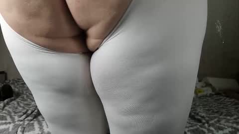 seductive_she_wolf online show from September 2025 02:44:02 AM