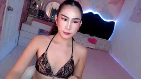 Snapshot of seductive_vana chatting on May 2026 11:56:01 PM Vanessa online show from May 2026 11:56:01 PM