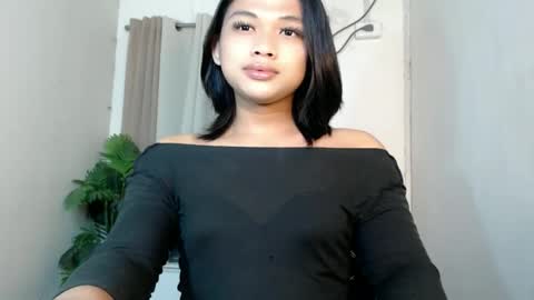 Deluxe online show from May 2026 10:07:01 PM