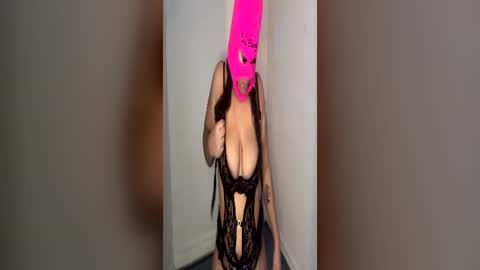 Snapshot of seductivelovergirl chatting on June 2026 03:09:02 AM seductivelovergirl online show from June 2026 03:09:02 AM