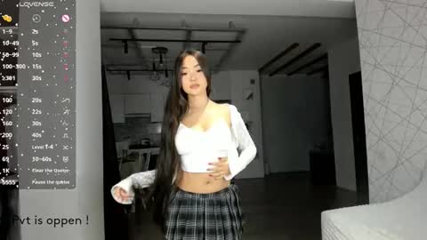 Snapshot of seeeyoumin chatting on October 2025 12:04:02 PM Akira Youri online show from October 2025 12:04:02 PM