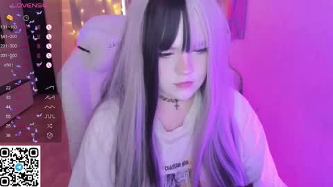 Selena  online show from February 2026 07:25:01 AM