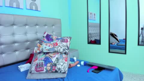 Selena online show from January 2025 06:11:01 AM