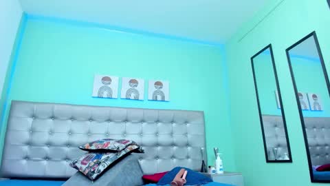 Selena online show from February 2025 06:58:02 AM