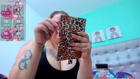 Selena online show from March 2025 03:54:01 AM