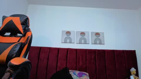 Selena online show from October 2025 12:05:02 PM