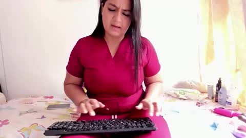 Karen online show from October 2025 03:24:02 PM