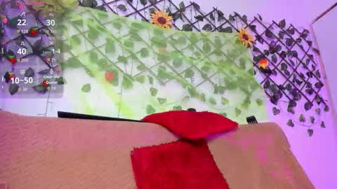 Selena  online show from October 2025 12:41:02 PM