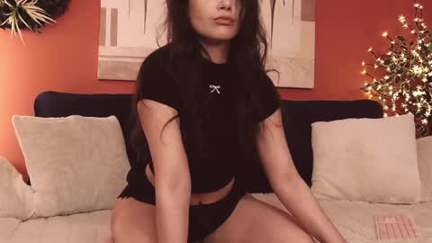 Snapshot of selenaallure chatting on May 2026 03:56:01 AM Selena Allure online show from May 2026 03:56:01 AM
