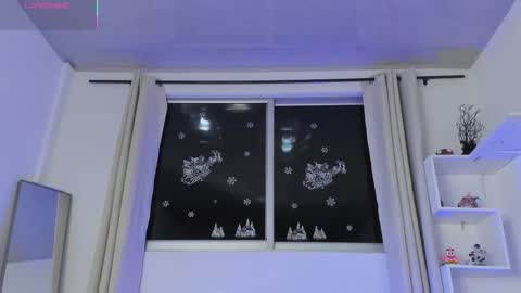 selenafox online show from November 2025 01:58:02 AM