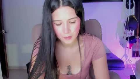 Snapshot of selene_king22 chatting on October 2025 04:04:01 PM Alejandra  online show from October 2025 04:04:01 PM