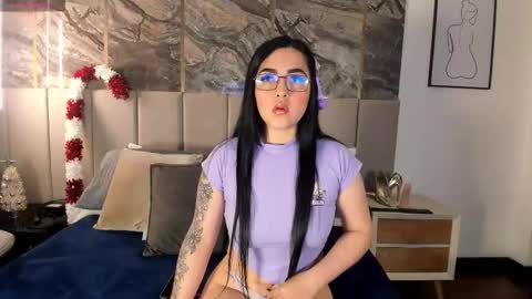 Selene online show from November 2025 12:19:02 PM