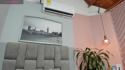 Snapshot of selene_tylor_ chatting on November 2025 03:41:01 AM Selene online show from November 2025 03:41:01 AM