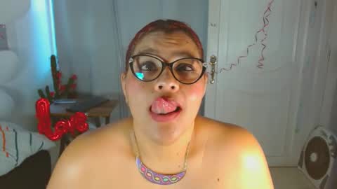 Snapshot of selenna1 chatting on February 2025 08:22:01 PM Selenna1 online show from February 2025 08:22:01 PM