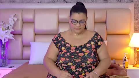 Snapshot of selennacooper chatting on February 2026 11:37:01 AM Selenna Cooper online show from February 2026 11:37:01 AM