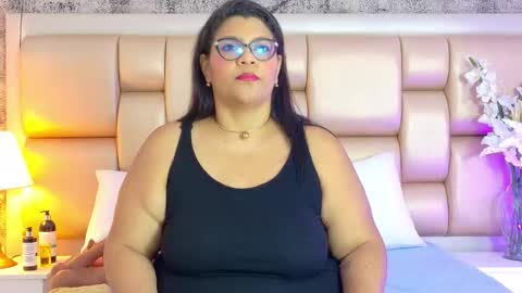 Snapshot of selennacooper chatting on February 2026 11:39:01 AM Selenna Cooper online show from February 2026 11:39:01 AM