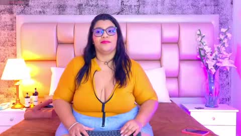 Snapshot of selennacooper chatting on February 2026 11:44:01 AM Selenna Cooper online show from February 2026 11:44:01 AM