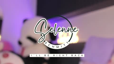 Selenne online show from January 2025 09:46:02 PM
